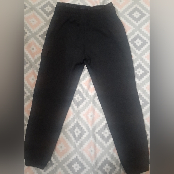 Reebok Women's Flight Jogger with Cargo Pockets Size Small - Picture 4 of 5